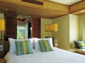 Constance Ephélia Resort - Beach Villa - King-Size-Bett