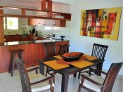 Hanneman Holiday Residence - Maisonette Appartement - Küche und Essbereich