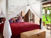 Kempinski Seychelles Resort - One Bedroom Sea View Garden Suite - Schlafbereich