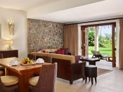 Kempinski Seychelles Resort - One Bedroom Sea View Garden Suite - Wohnbereich
