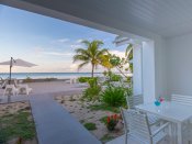 Le Nautique Luxury Beachfront Apartments - Two Bedroom Beachfront Apartment - Verandale Two Bedroom Beachfront 2