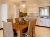 Sables d'Or Luxury Apartments - Jamalaque - Küche