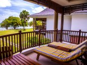 Le Domaine de La Réserve - Beach Front Deluxe Zimmer - Terrasse