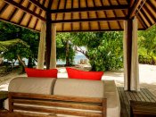 Denis Private Island - Deluxe Beach Cottage - Relaxen im tropischen Garten